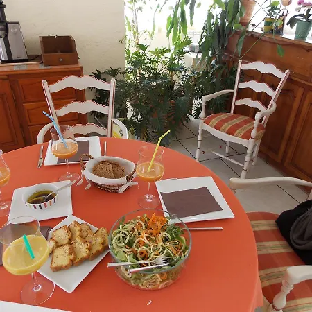 Au Relais Provencal Hotel 3*